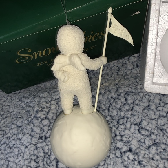 Snowbabies “Joy to the World” Bisque Ornament in Box - Picture 8 of 8